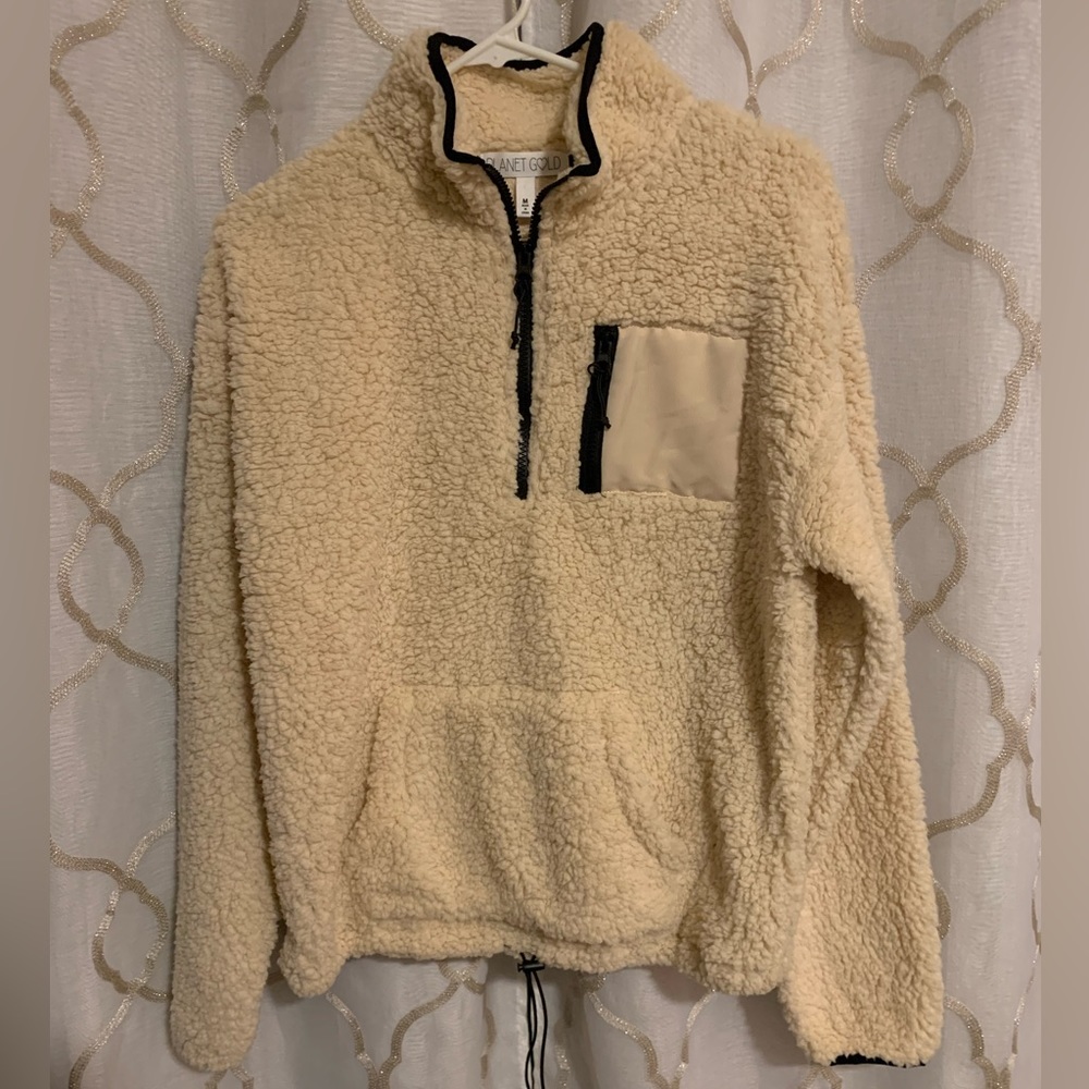 Medium beige three-quarter zip up s